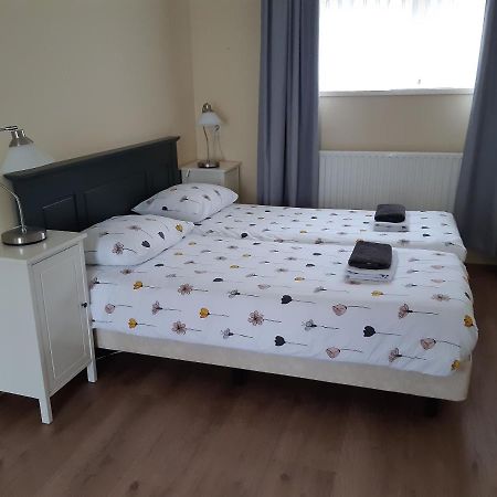Logement 'De Witte Klok' Oude Bildtzijl ภายนอก รูปภาพ